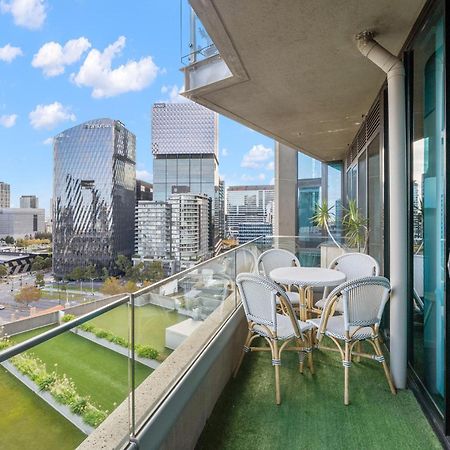 Resort Style Living Yarra Wharf Melbourne Exterior photo