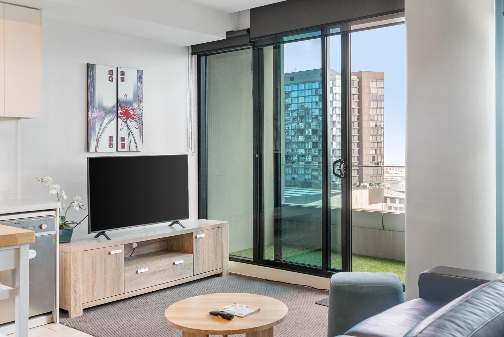 Resort Style Living Yarra Wharf Melbourne Exterior photo