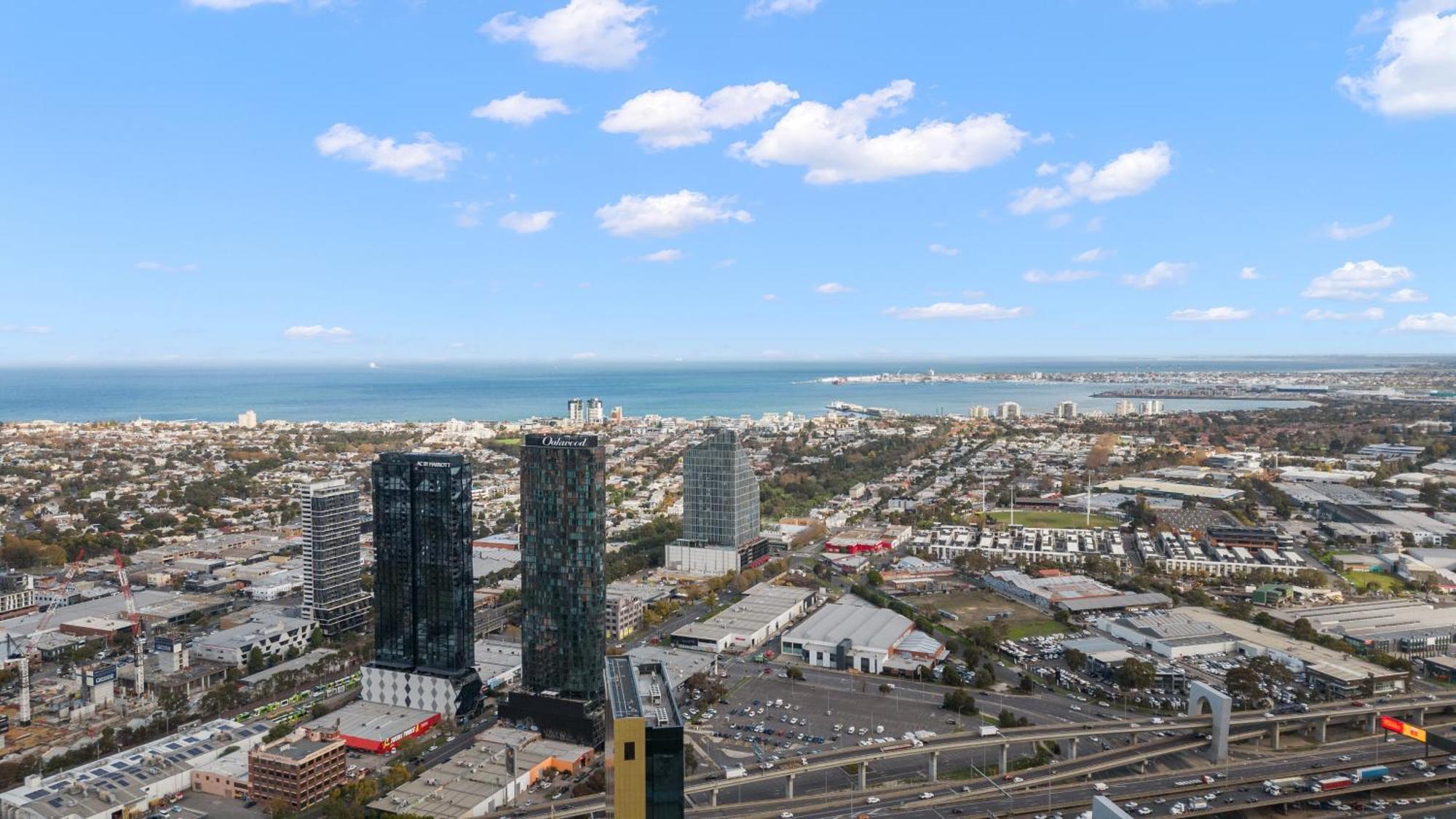 Resort Style Living Yarra Wharf Melbourne Exterior photo